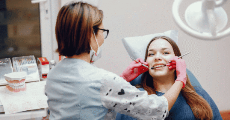 dentist bonding teeth